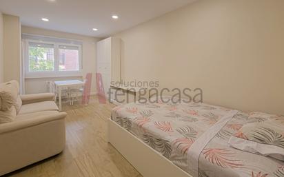 Study to rent in Calle de Rafaela Bonilla, Guindalera