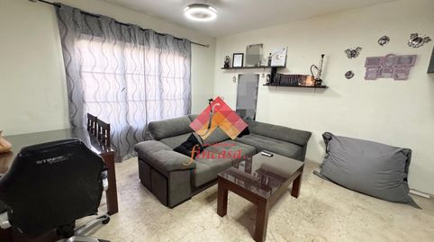ESTUPENDA CASA EN ZONA DE ARENAL