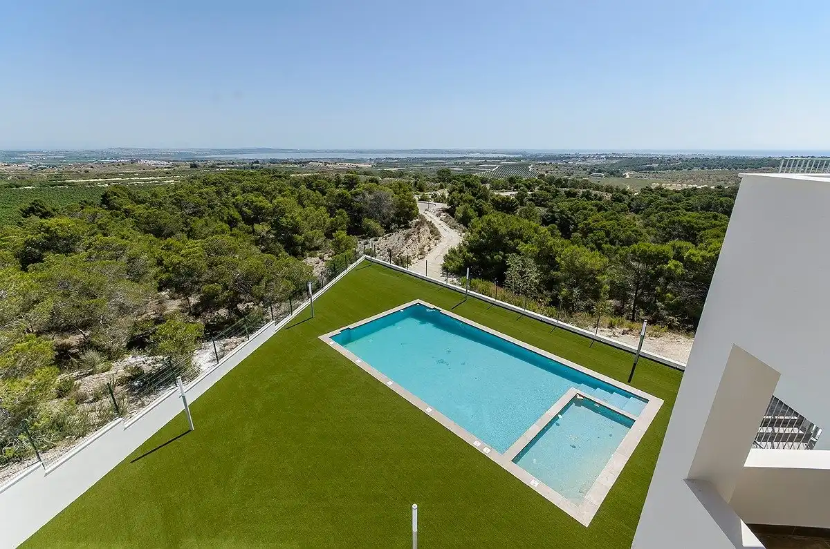 Bungalow with pool for sale in San Miguel de Salinas
