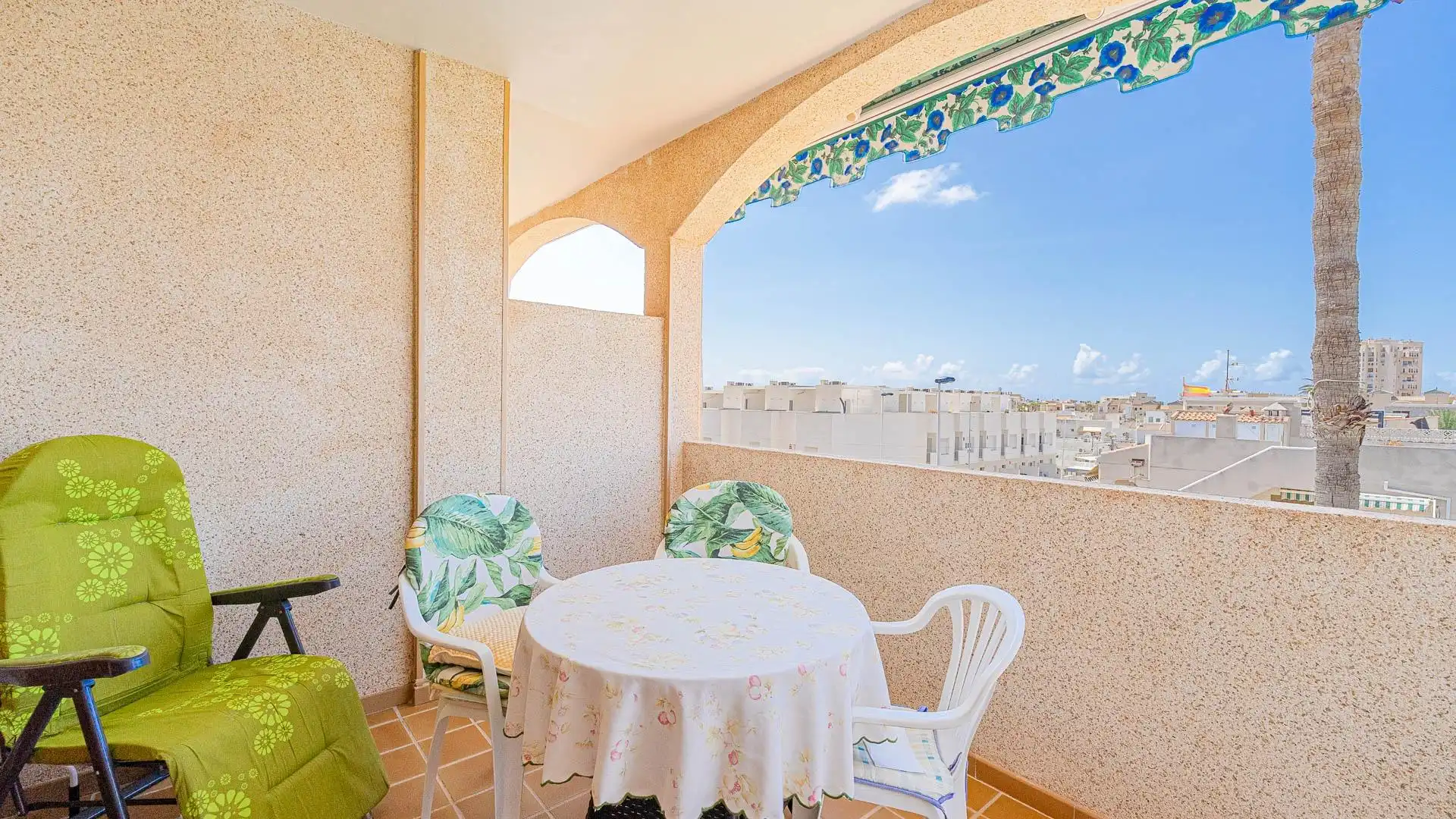 Terrasse von Wohnungen zum Verkauf in Torrevieja mit Terrasse und Gemeinschaftspool