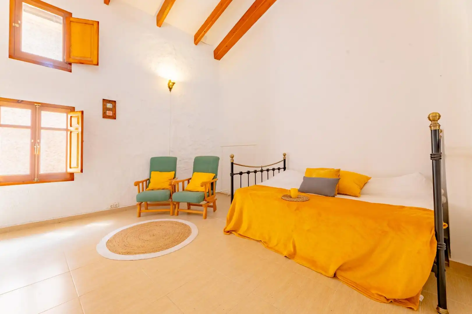 Dormitori de Casa o xalet en venda en Xàtiva amb Calefacció, Terrassa i Moblat