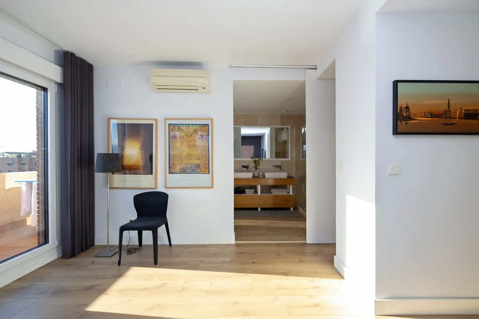 Habitación de Ático en venta en Granada con Aire acondicionado, Calefacción y Terraza