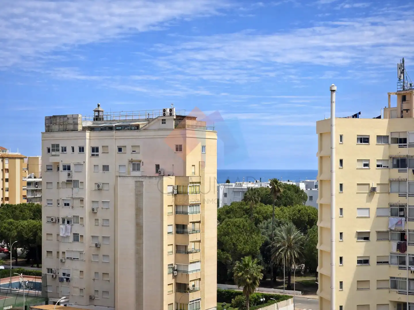 Apartamento con piscina en venta en Playa de Gandia, imagen 4