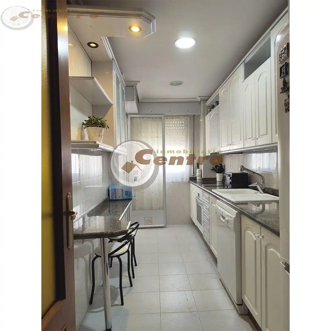 Appartamento con balcone in vendita a luis badia, imagen 4