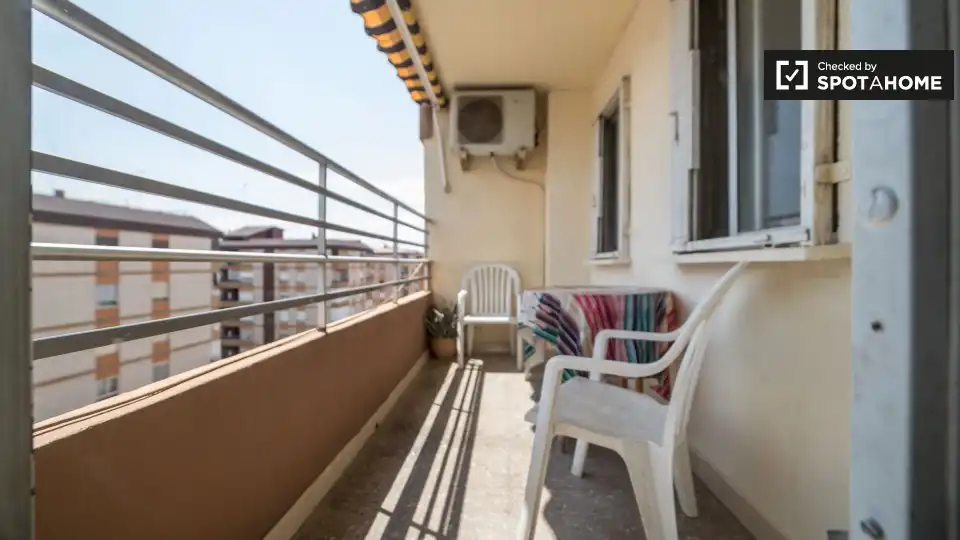 Terraza de Piso de alquiler en Valencia con Aire acondicionado, Calefacción y Amueblado