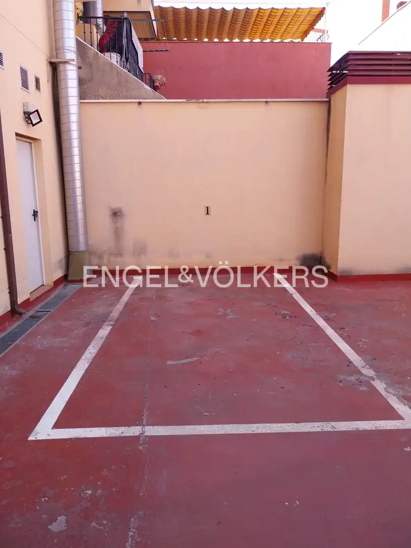 Parking de Piso en venta en Madrid con Aire acondicionado, Calefacción y Amueblado