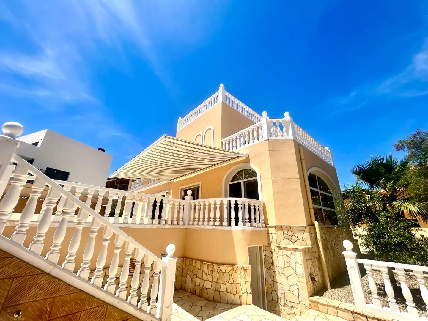 Villa avec terrasse à vendre à Urbanizacion CALARREONA, imagen 16