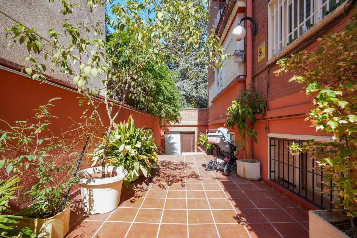Jardín de Piso en venta en Madrid con Calefacción