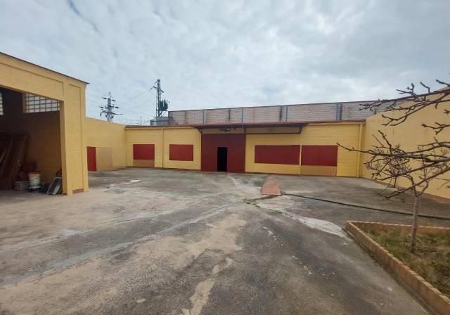 Nave industrial en Venta en Valdecarros