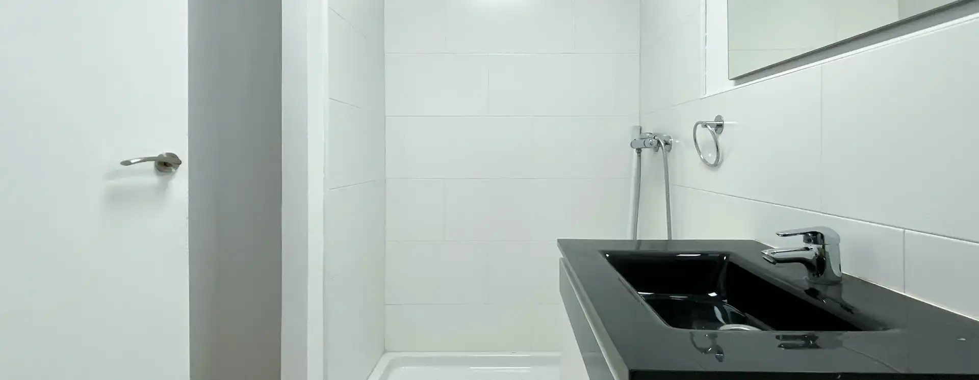 Baño de Oficina de alquiler en Barcelona con Aire acondicionado y Calefacción