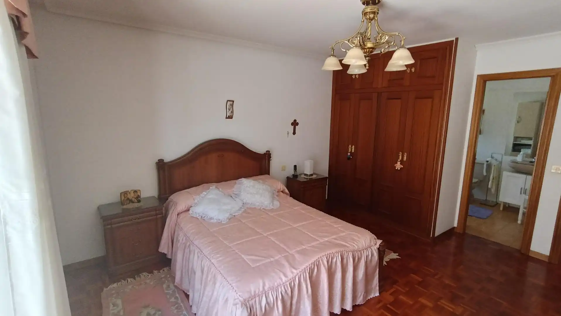 Habitación de Piso en venta en Burgos con Calefacción, Terraza y Trastero
