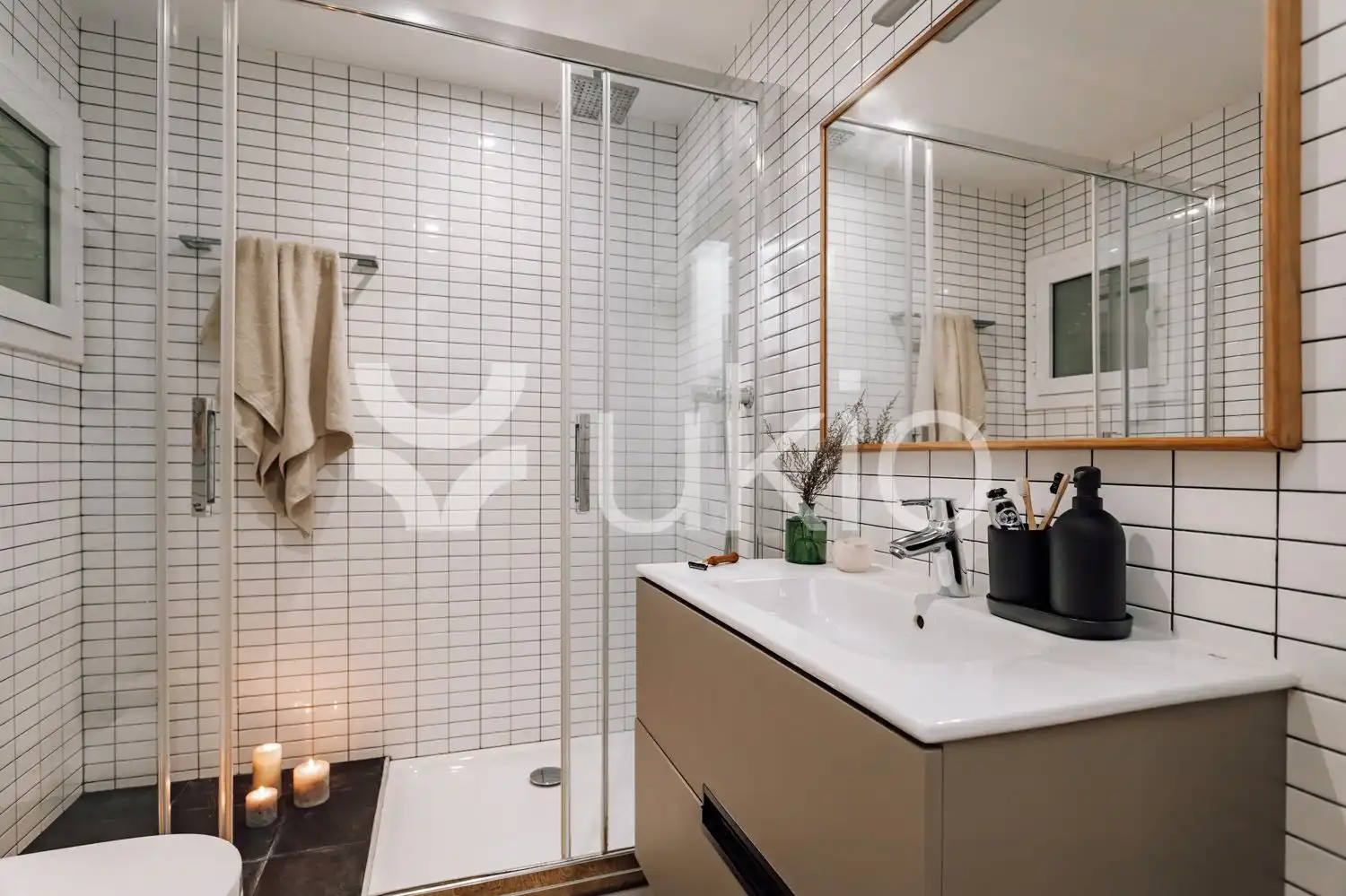 Apartment with lift to rent in Carrer del Comte d'Urgell, imagen 14