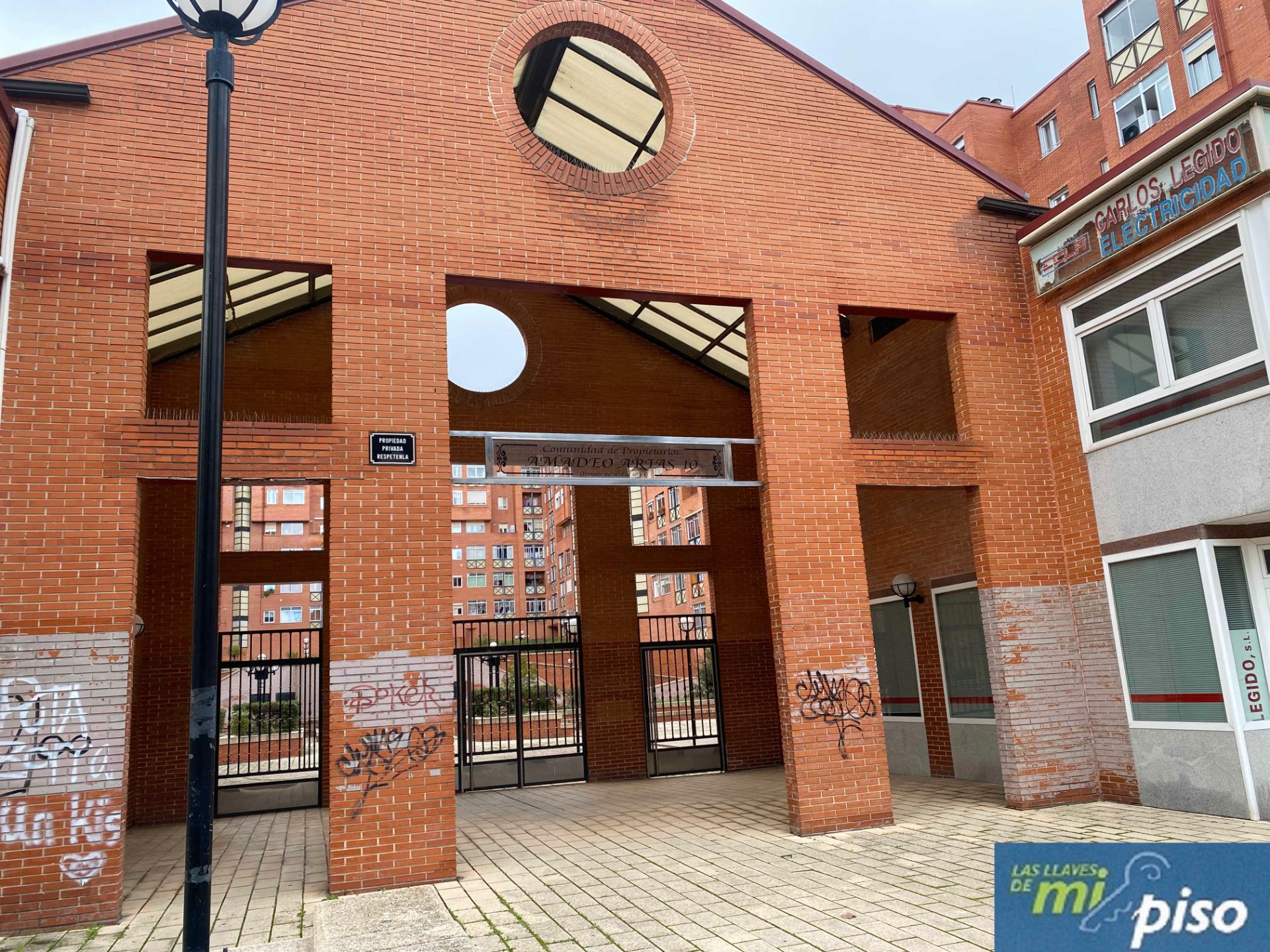 Vista exterior de Pis en venda en Valladolid Capital amb Calefacció, Parquet i Terrassa