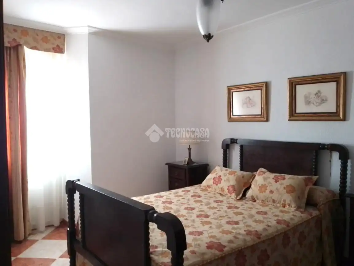 Habitación de Piso en venta en Sevilla con Aire acondicionado, Terraza y Amueblado