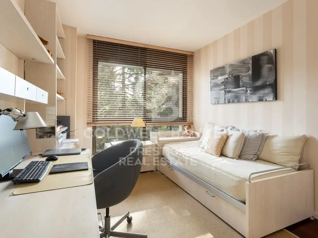 Habitación de Piso en venta en Barcelona con Jardín privado, Terraza y Piscina comunitaria