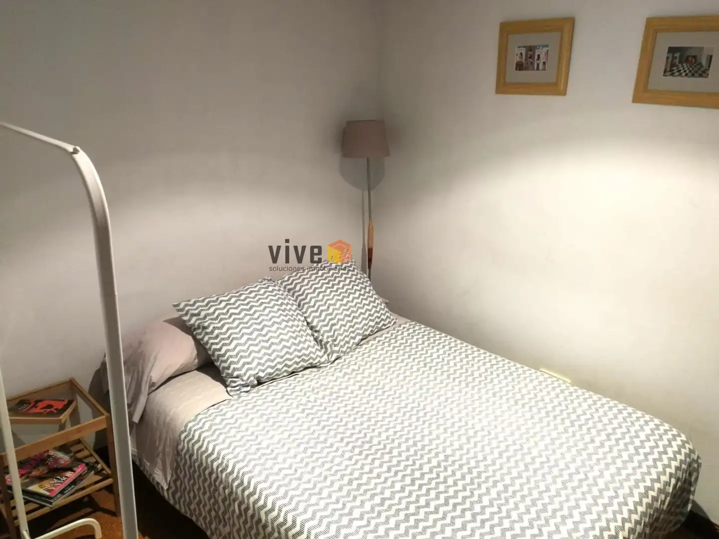 Bedroom of Flat for sale in Sevilla  with Air Conditioner, Heating and Furnished