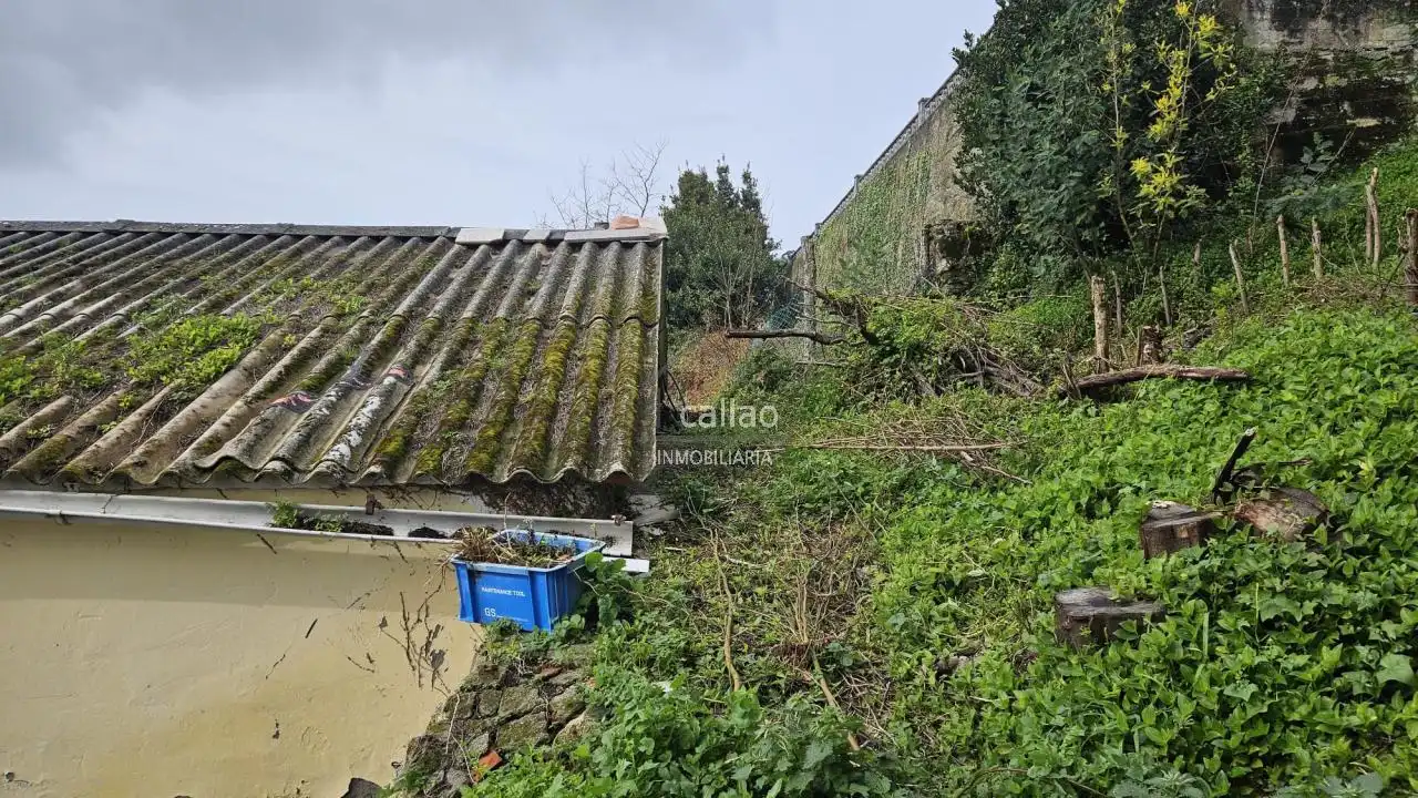 Haus oder Chalet zum Verkauf in Ferrol mit Privatgarten