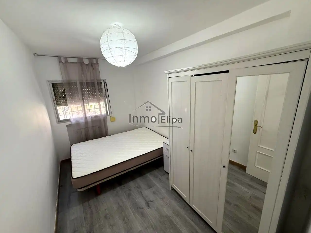 Habitación de Piso en venta en Madrid con Calefacción y Terraza