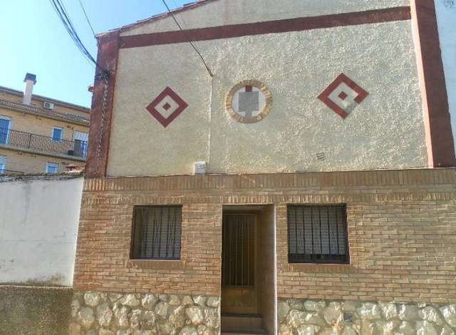 Casa-chalet en Venta en Calle Delicias en Ejea de los Caballeros