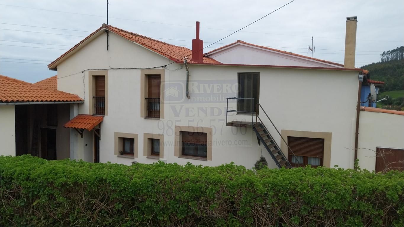 Vista exterior de Casa o xalet en venda en Carreño amb Moblat