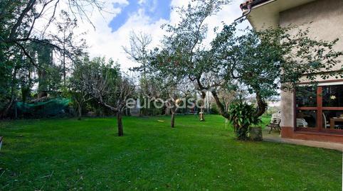 Foto 2 de Casa adosada en venta en Calle Ojaiz, Peñacastillo - Nueva Montaña, Santander