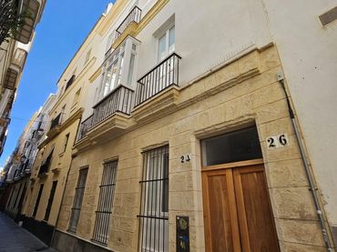 Piso con ascensor en venta en El Pópulo - Santa María