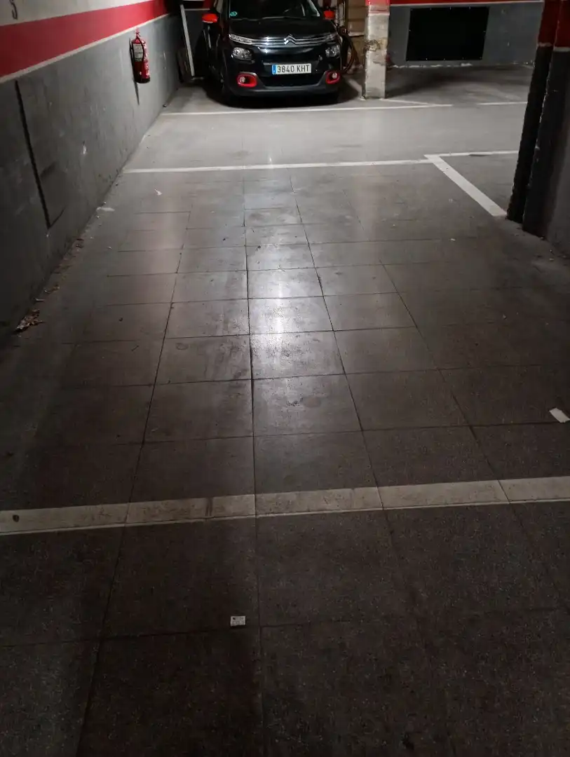 Einzelparkplatz zum Verkauf in Carretera Antiga de València 57, imagen 2