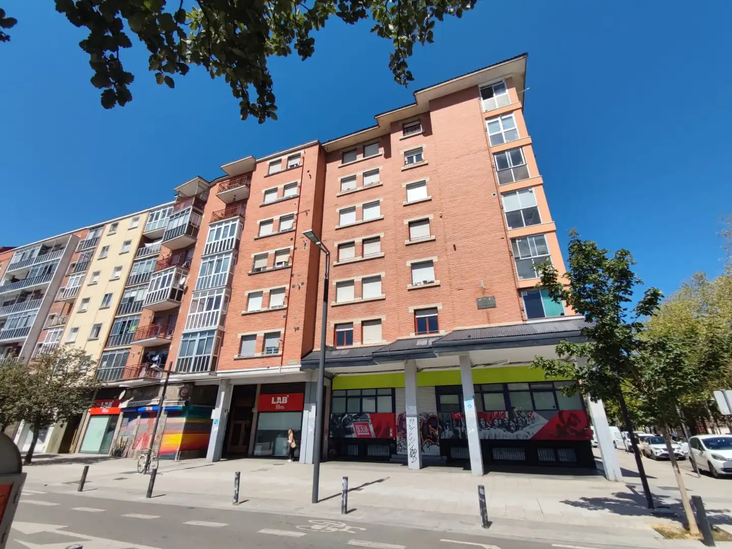 Vista exterior de Pis en venda en Vitoria - Gasteiz