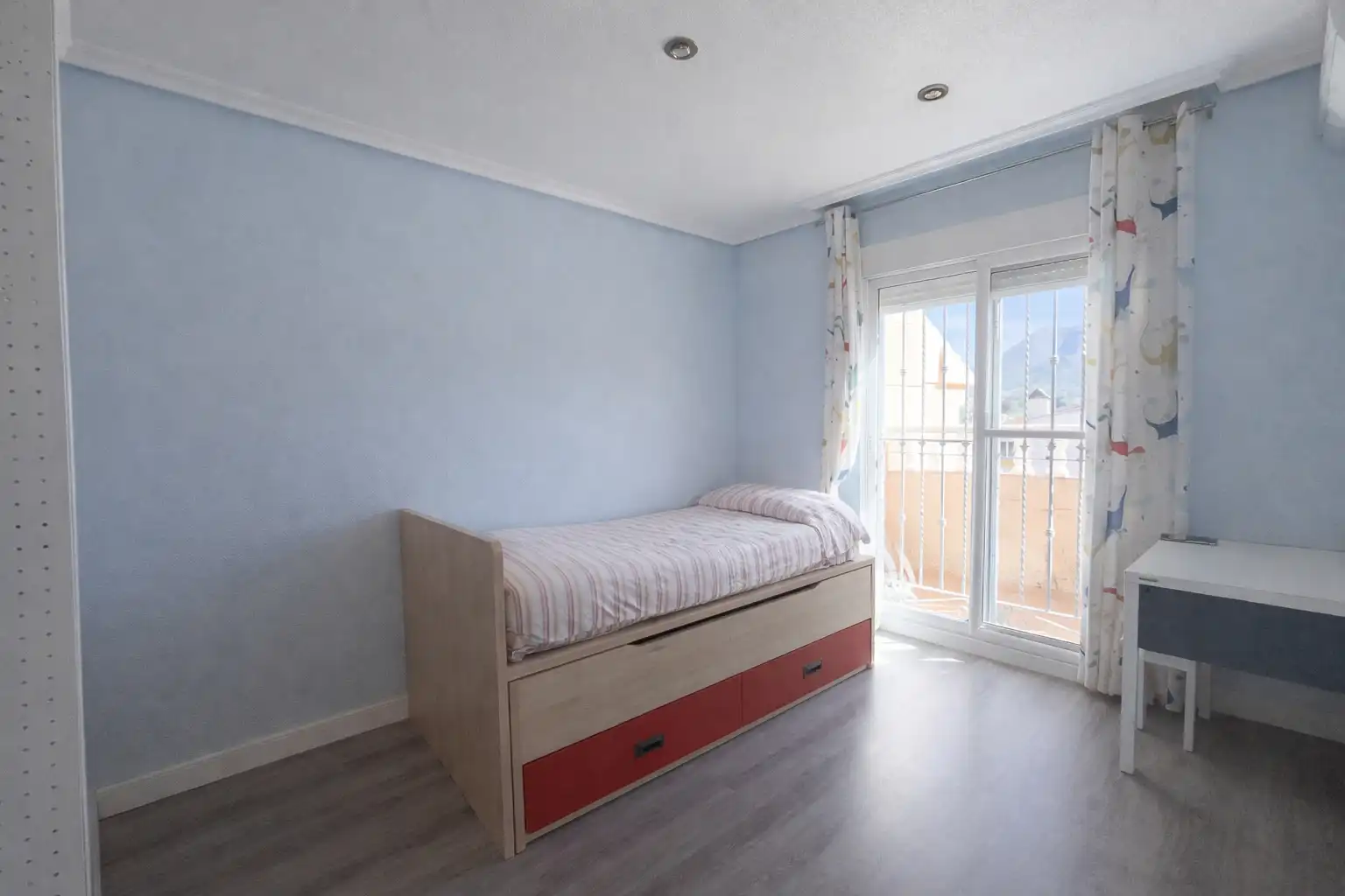 Habitación de Casa adosada en venta en Cartagena con Aire acondicionado, Calefacción y Jardín privado