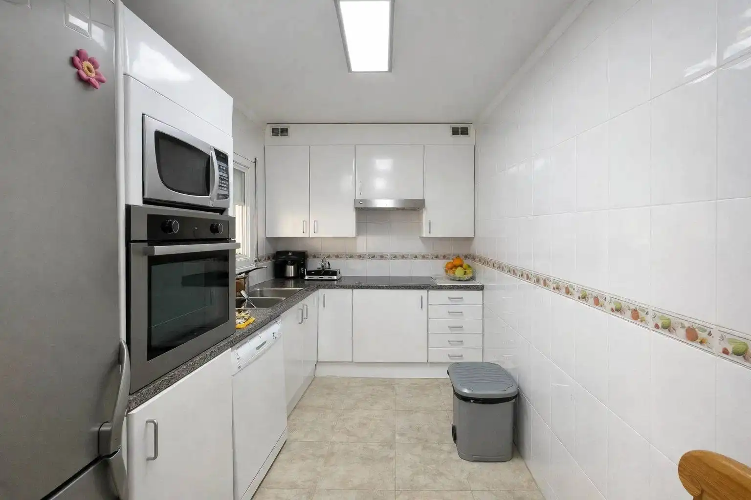 Cuina de Casa o xalet en venda en L'Escala amb Aire condicionat, Calefacció i Terrassa