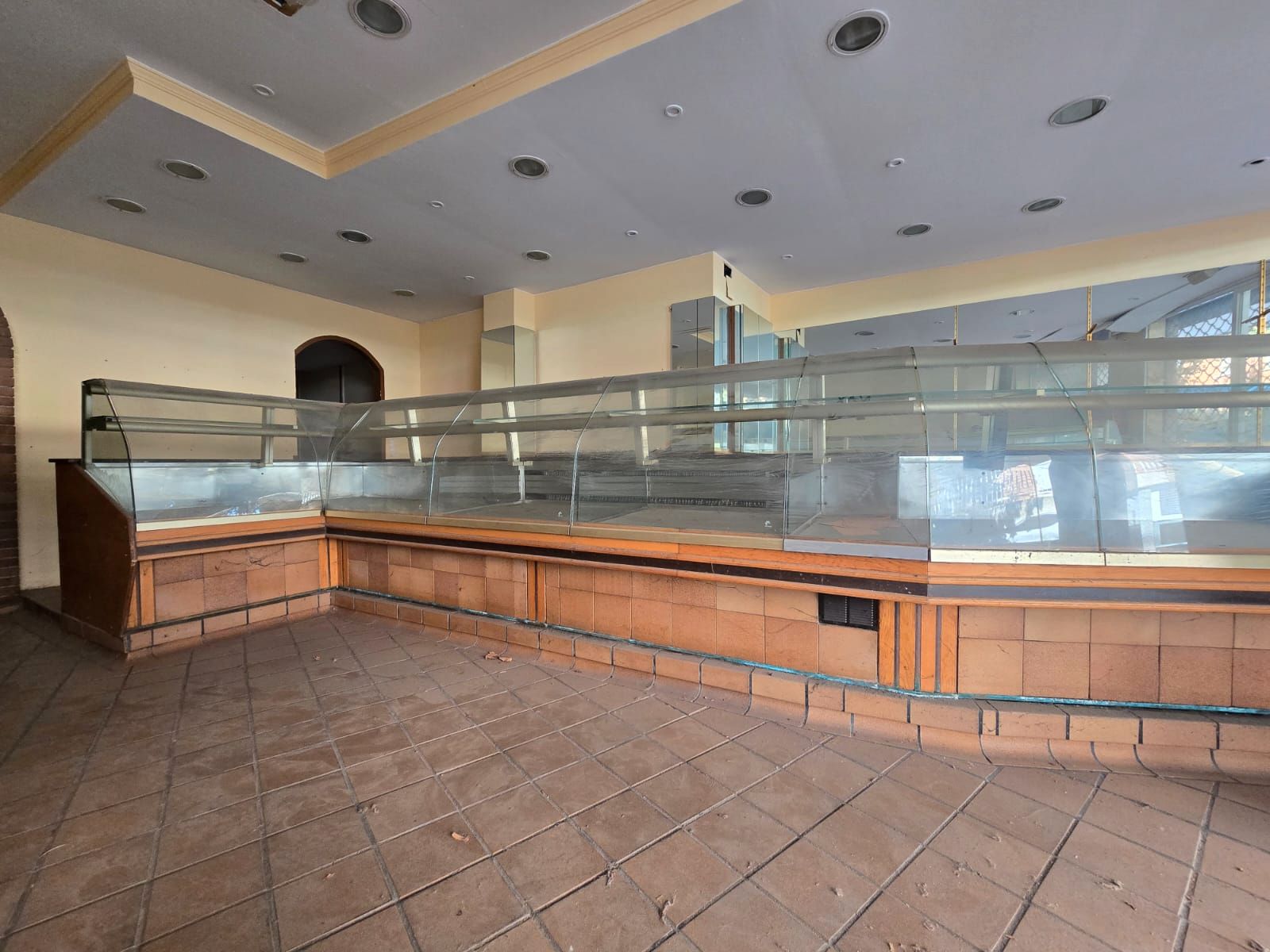 Premises for sale in Cardedeu