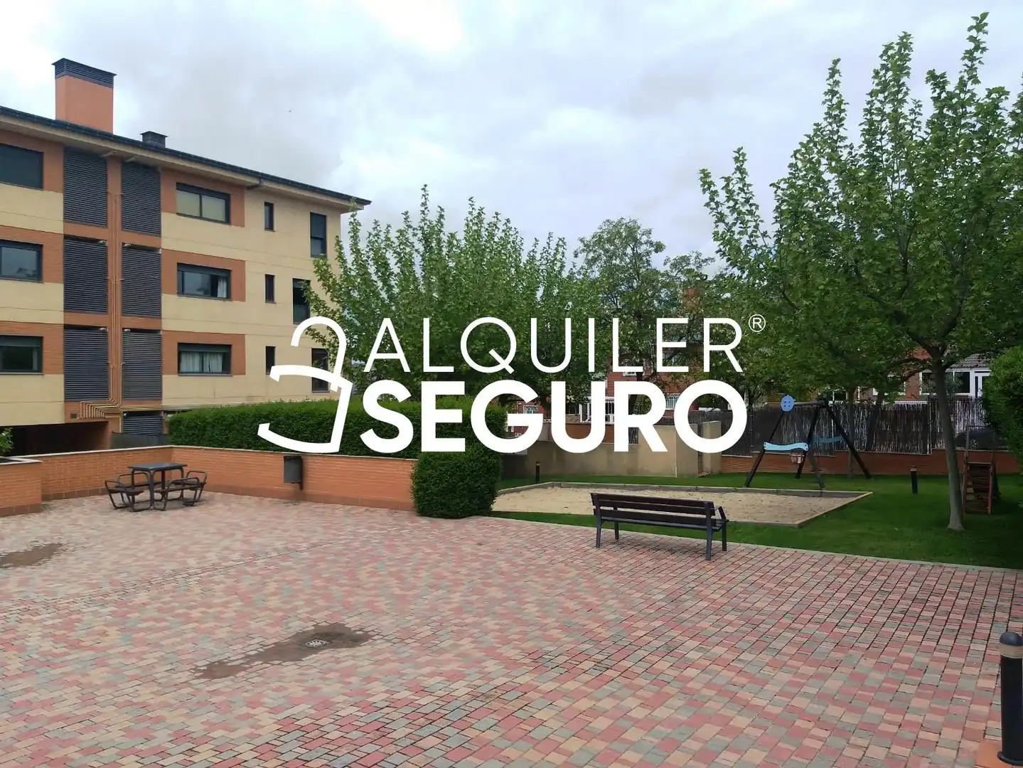 Aparcament de Pis de lloguer en Boadilla del Monte amb Aire condicionat, Calefacció i Terrassa