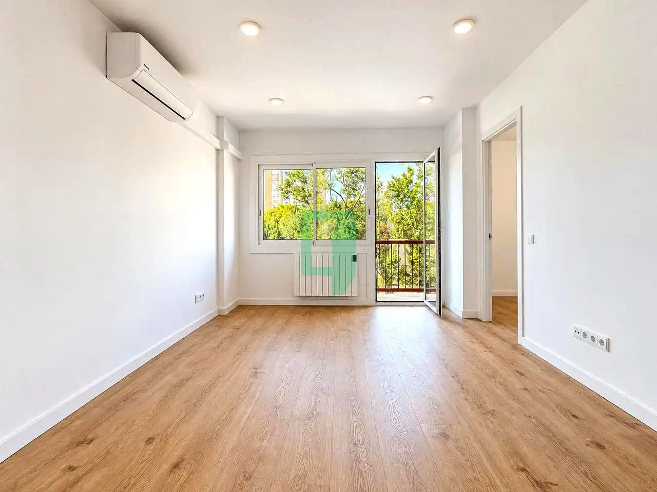 Pis amb terrassa en venda a Avinguda d'Alfons XIII, imagen 5