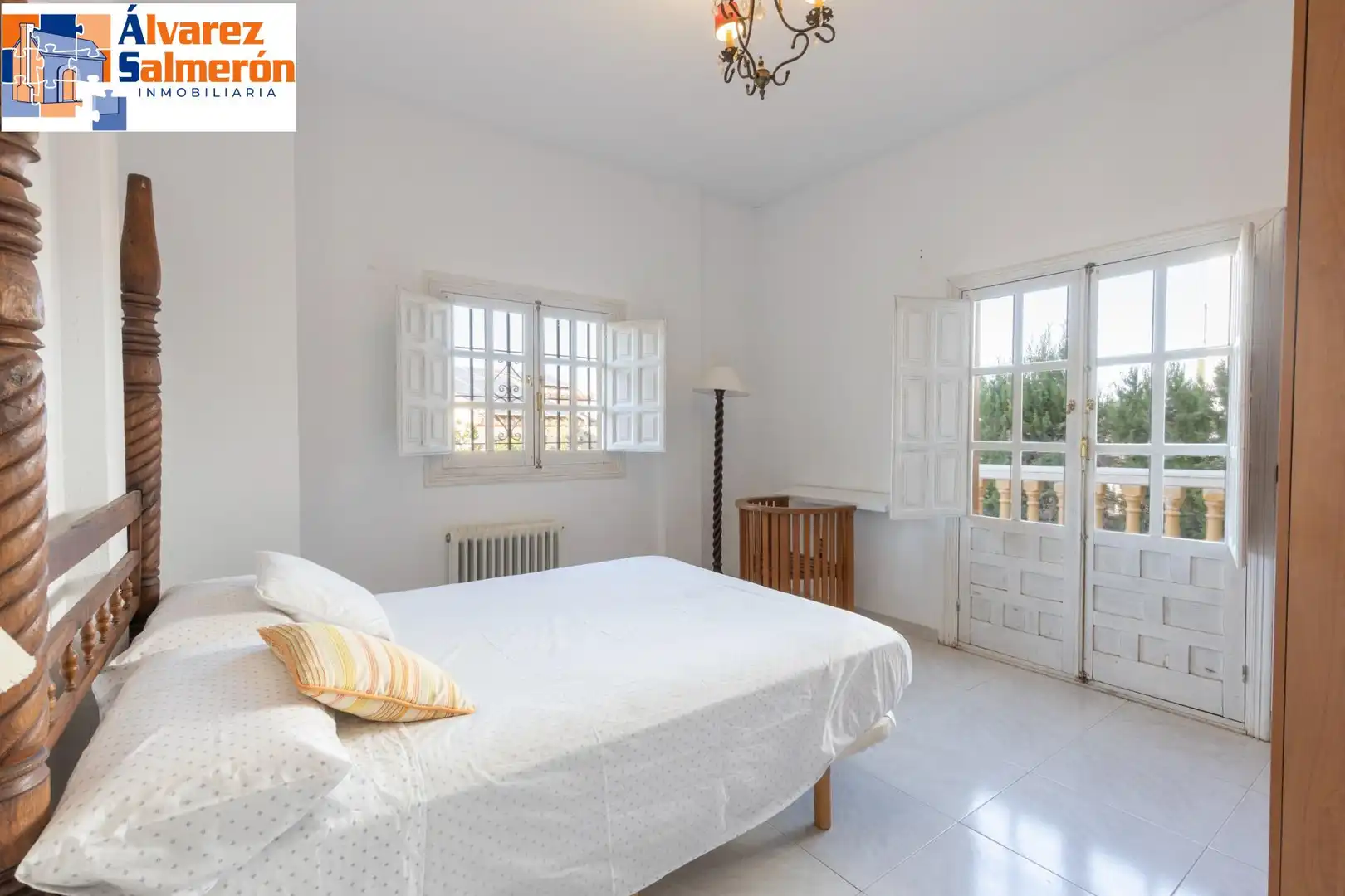 Habitación de Casa o chalet en venta en Altos de la Zubia