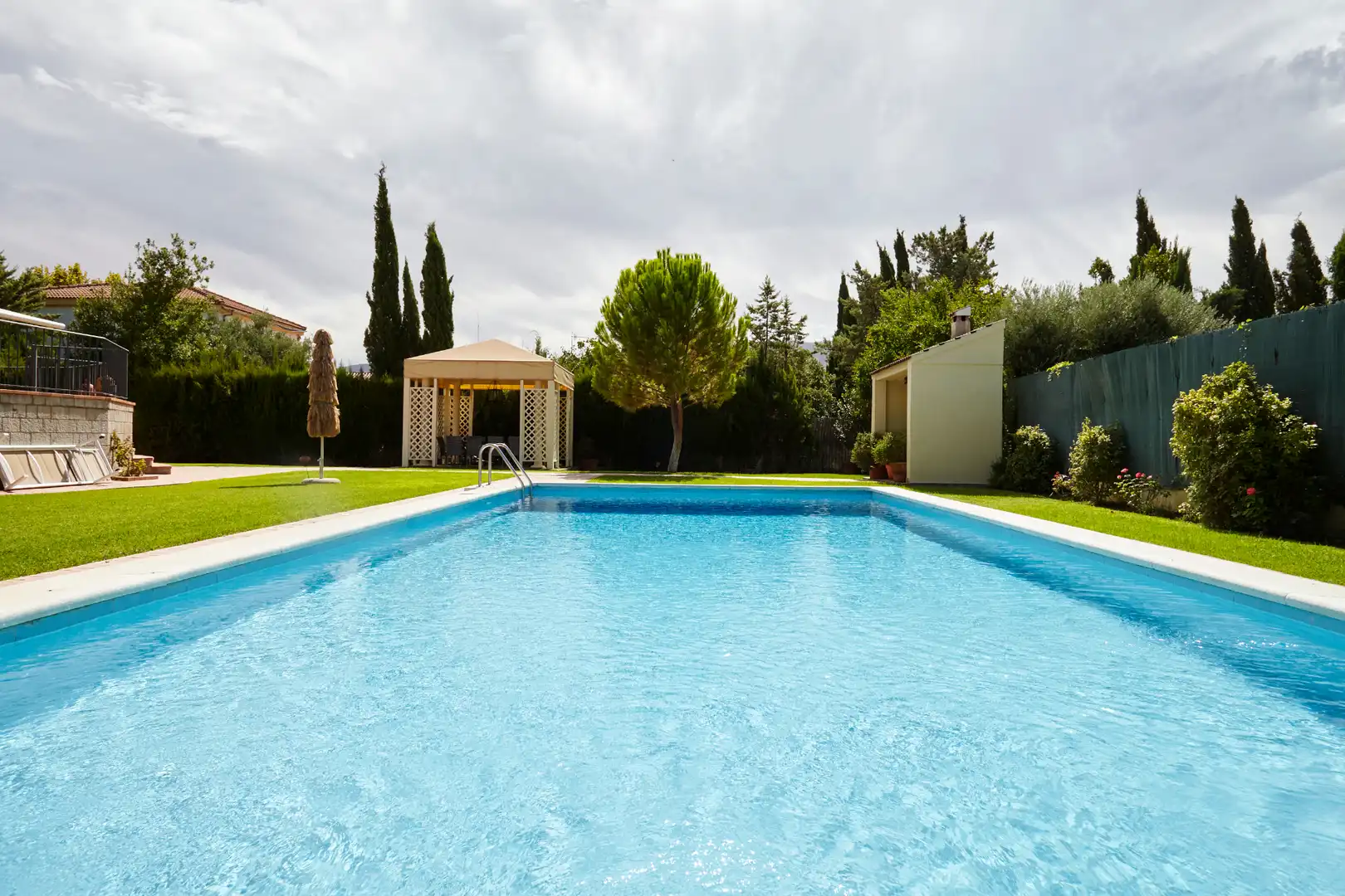 Detached house with pool for sale in Urbanizacion Campolivos 20, imagen 3