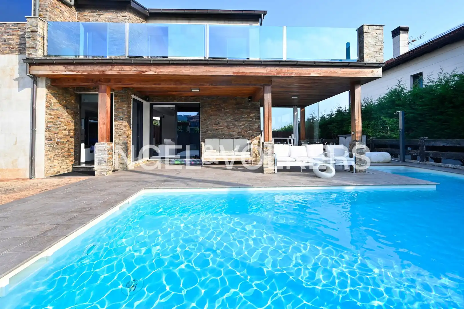 Piscina de Casa o xalet en venda en Piélagos amb Calefacció, Jardí privat i Terrassa
