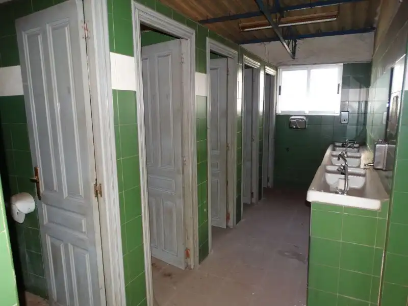 Fabrikhallen zum Verkauf in Calle ALMALAFA, El Grao