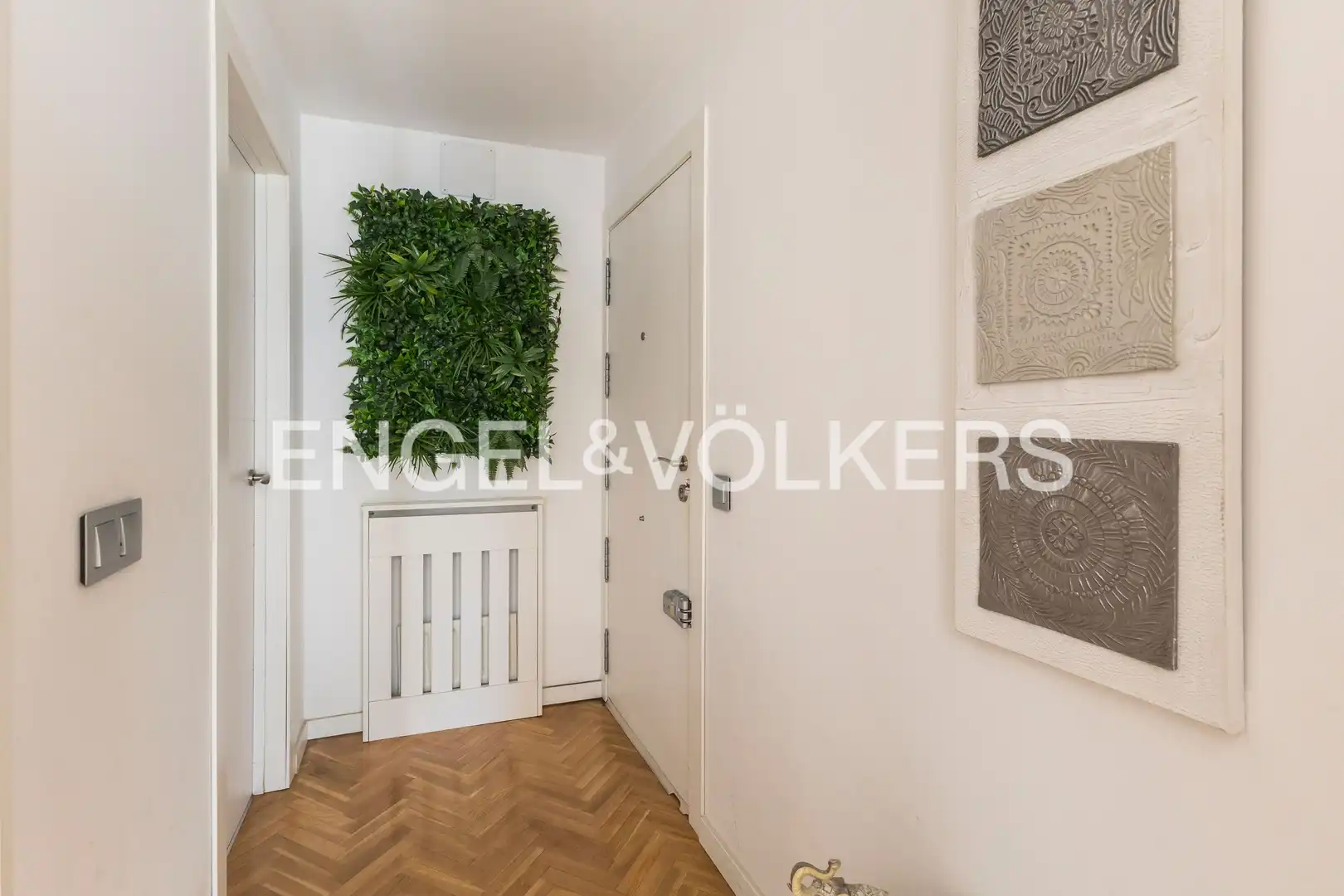 Flat for rent in Madrid  with Air Conditioner, Heating and Private garden