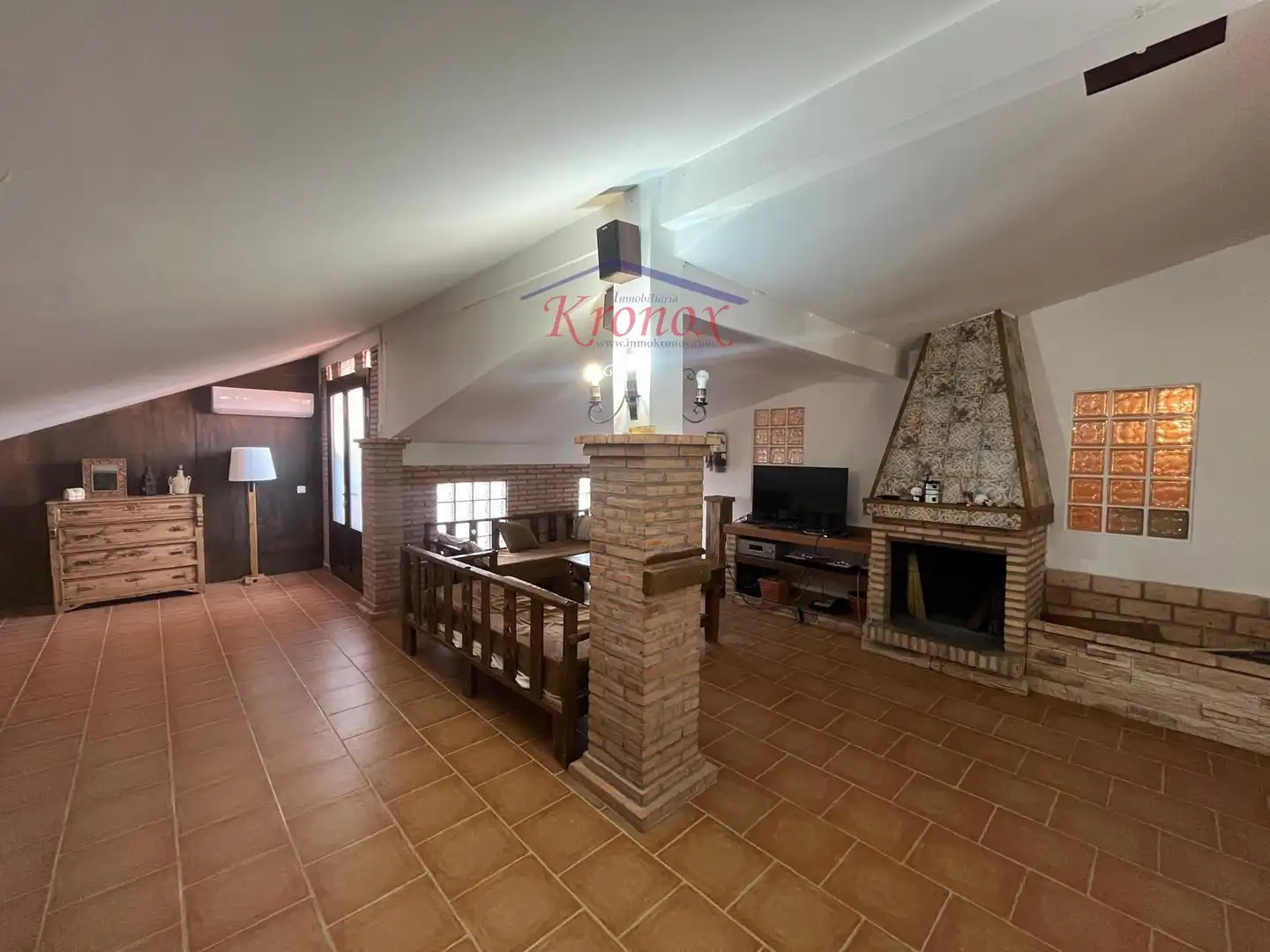 Sala d'estar de Casa o xalet en venda en Villarta de San Juan amb Aire condicionat, Calefacció i Terrassa