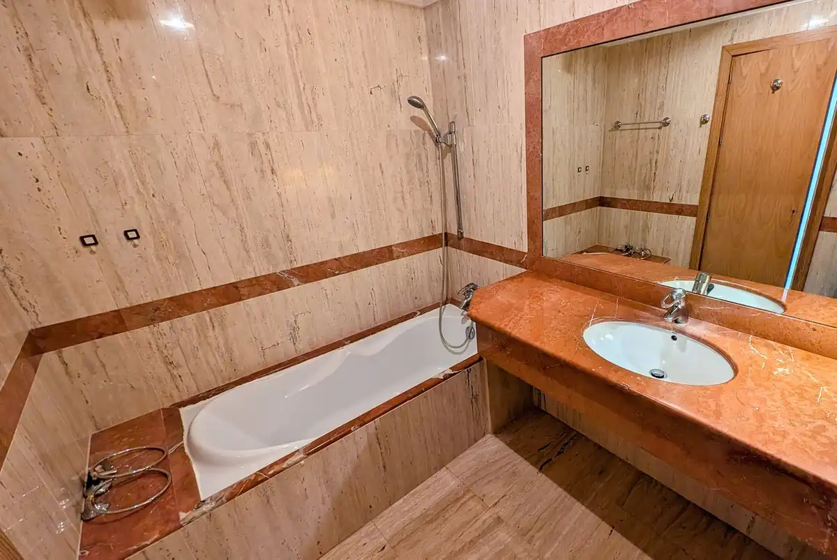 Pis amb piscina en venda a Benahavís - BenahavÃÂ­s,Centro,Calle Felisa de Cortes, imagen 16
