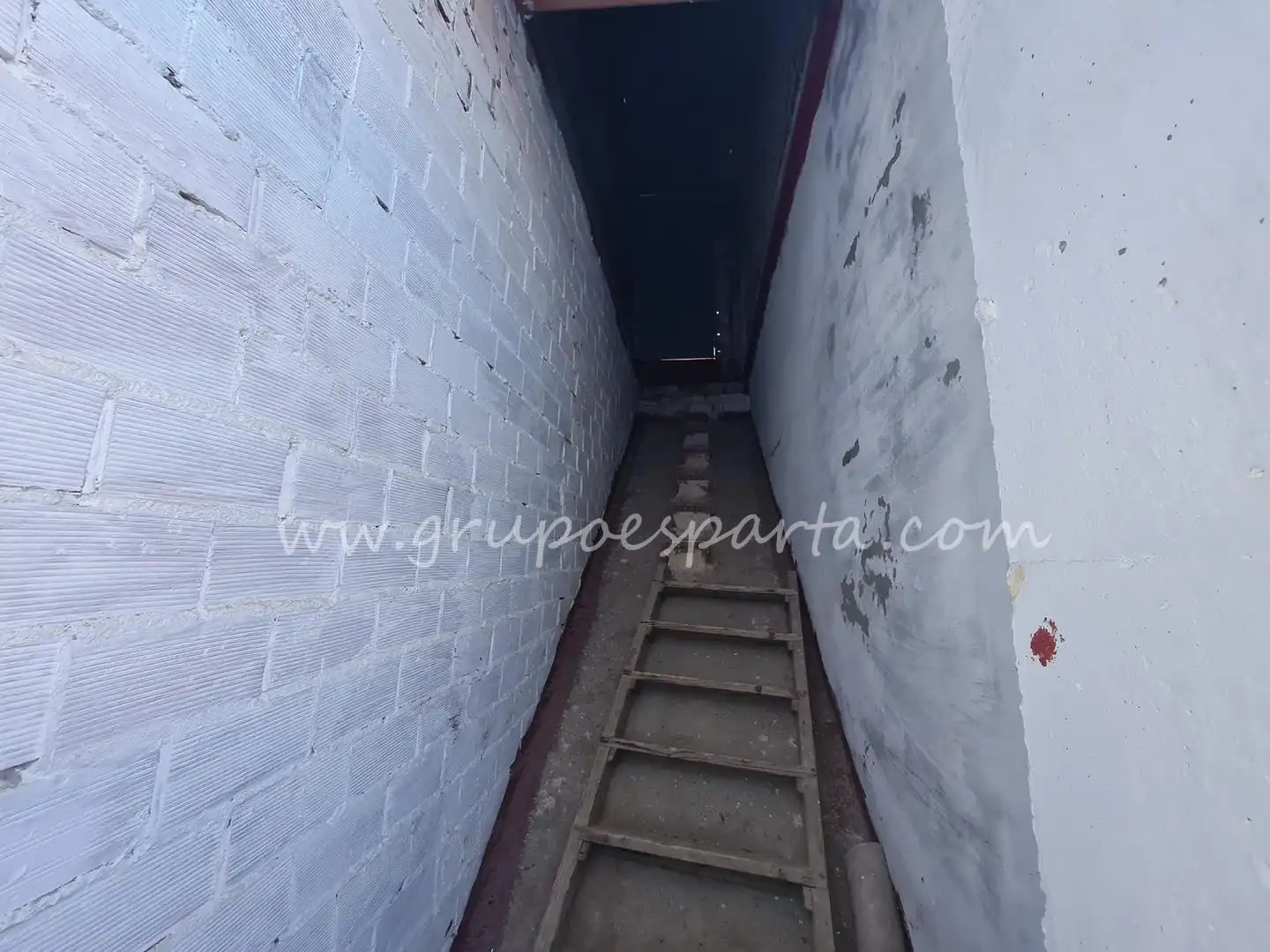 Nave industrial en venta en Santiponce