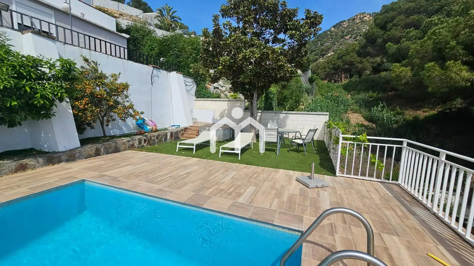 Piscina de Casa o chalet en venta en Cabrils con Calefacción, Parquet y Terraza