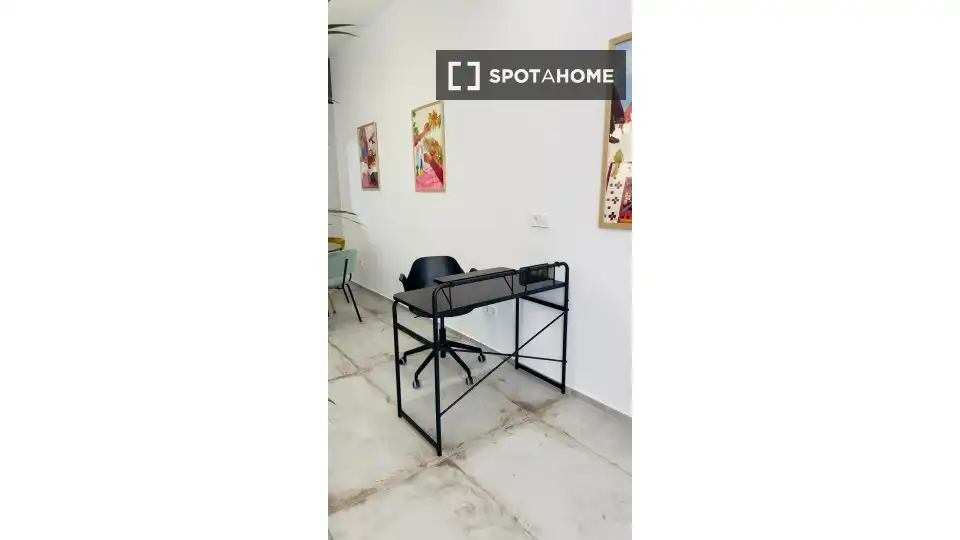 Vista exterior de Piso de alquiler en Valencia con Aire acondicionado, Calefacción y Amueblado