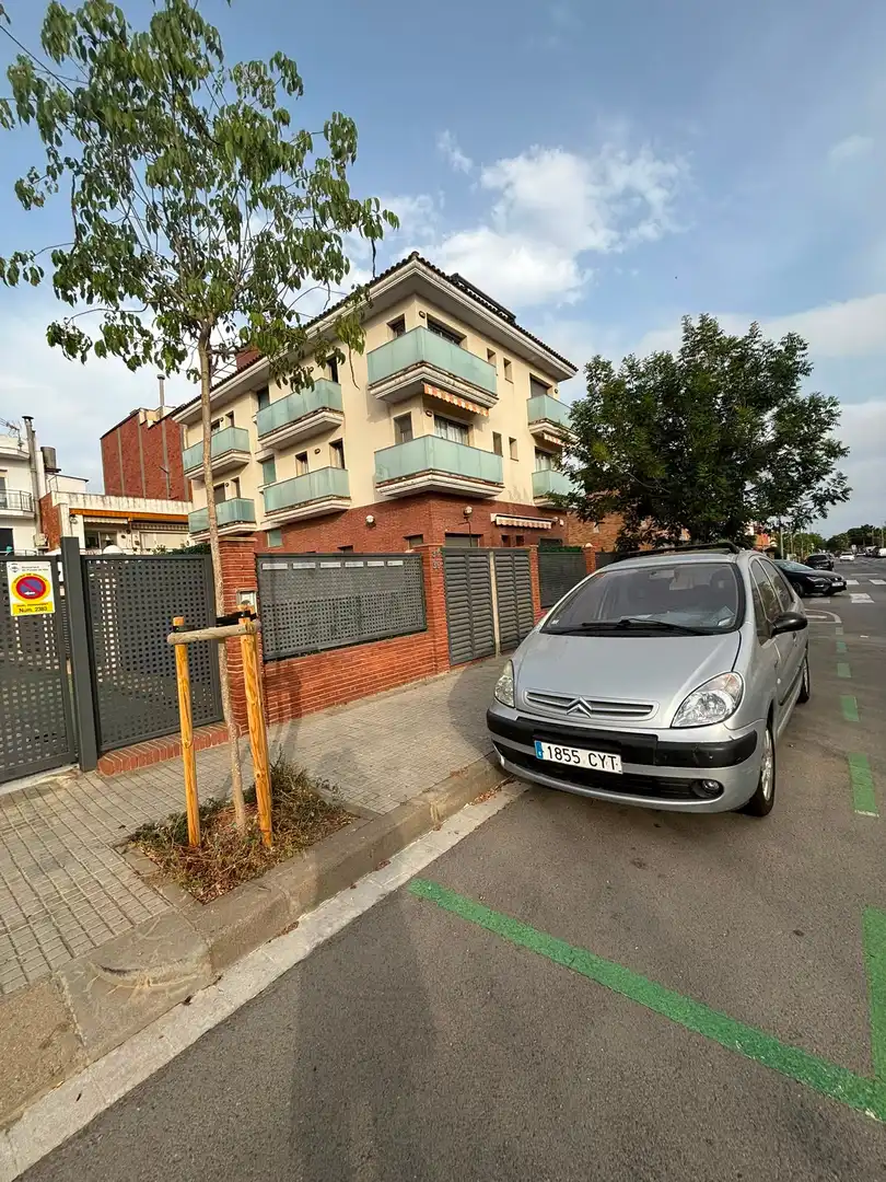 Parking de Piso en venta en Pineda de Mar con Aire acondicionado, Terraza y Balcón