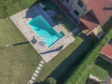 Villa mit Pool zum Verkauf in Lugar Teixeira