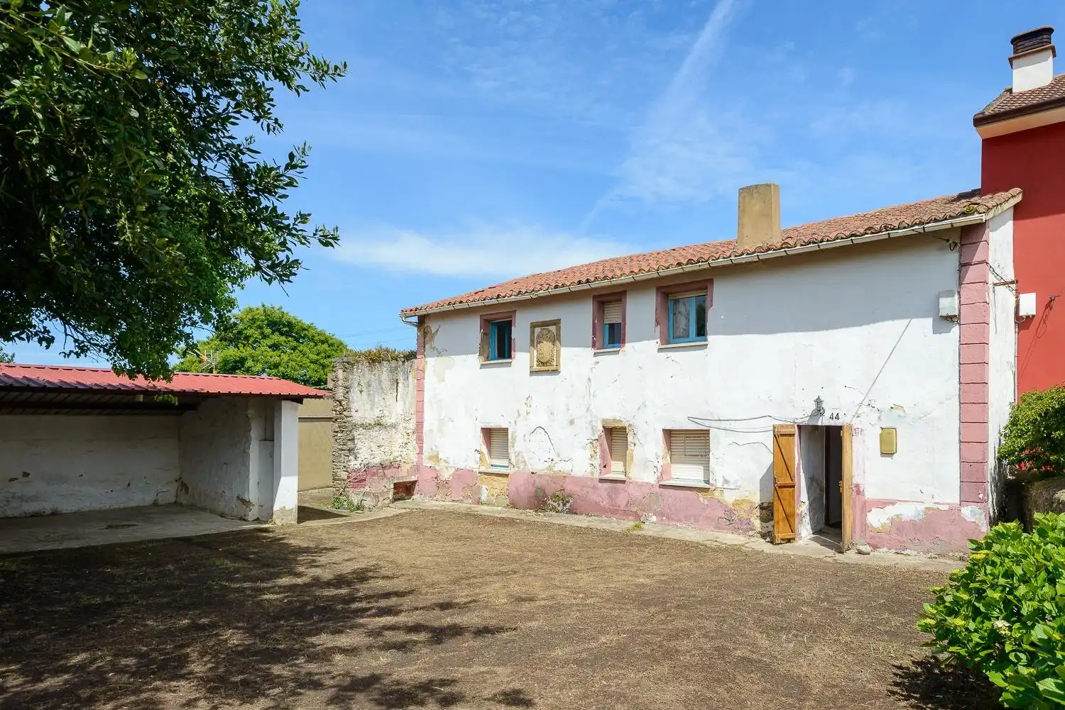 Vista exterior de Finca rústica en venda en Cudillero amb Jardí privat