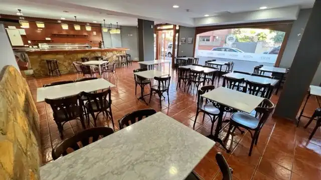 Local en venta en Torredembarra con Aire acondicionado, Calefacción y Amueblado