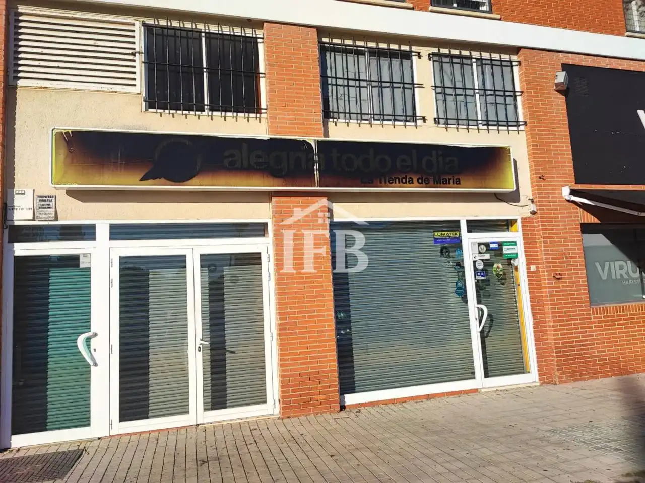 Local comercial en venta en Avenida Augusto Vázquez, imagen 2