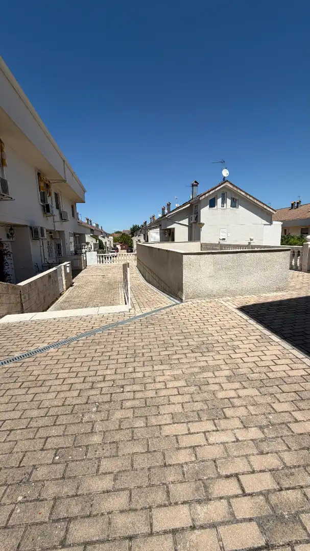 Adosado con piscina en venta en Calle de los Girasoles, imagen 15
