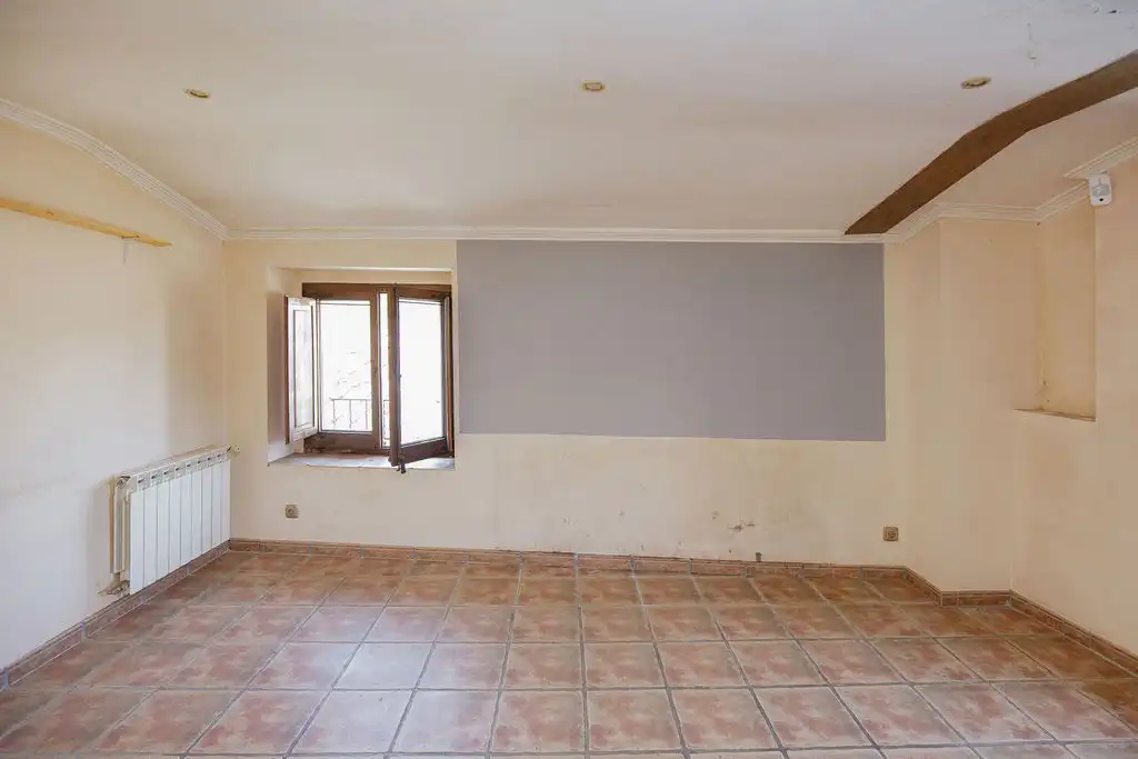 Sala de estar de Dúplex en venta en Mieres (Girona) con Calefacción